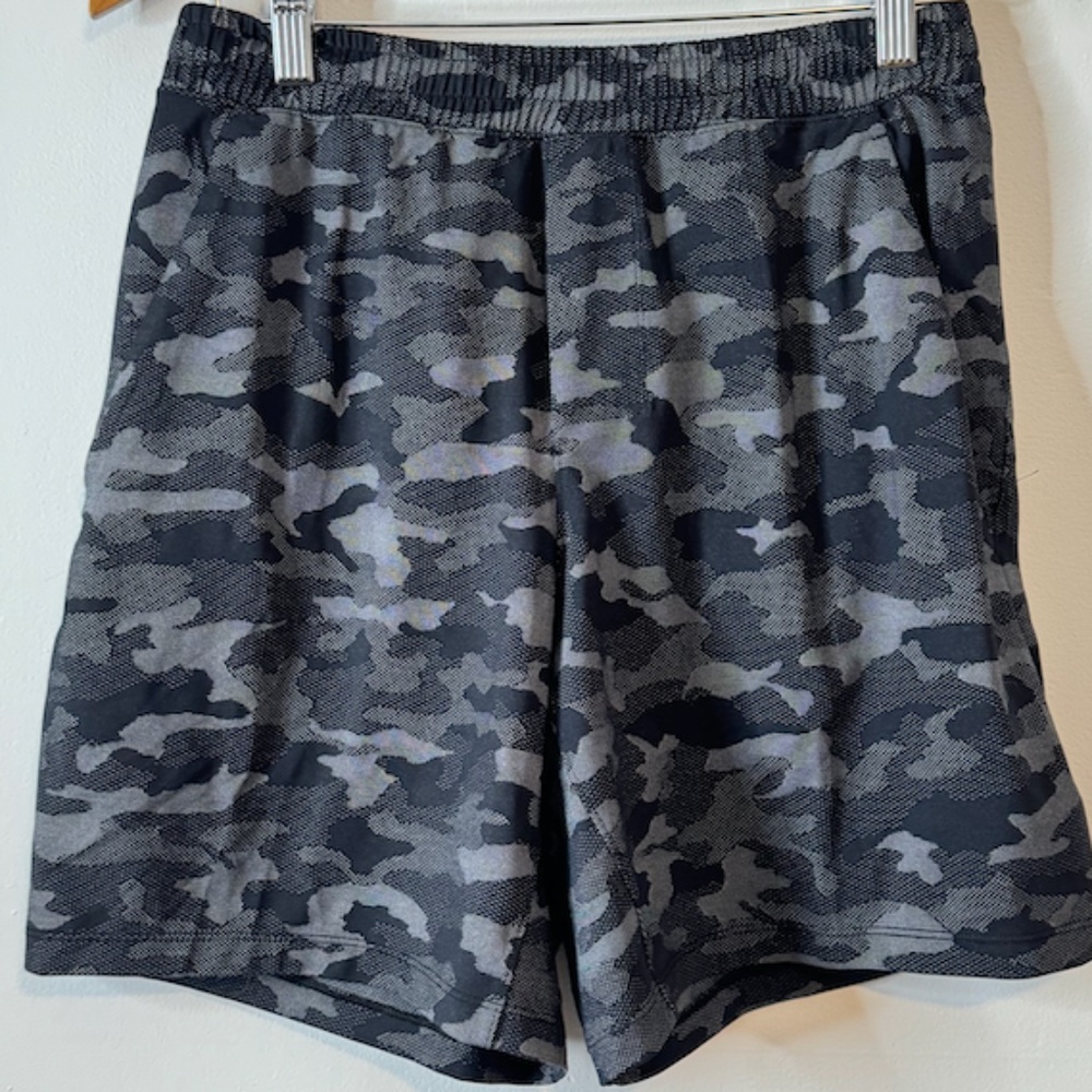 Men’s NWOT Lululemon 7” Pace Breaker Lined Shorts Size Medium